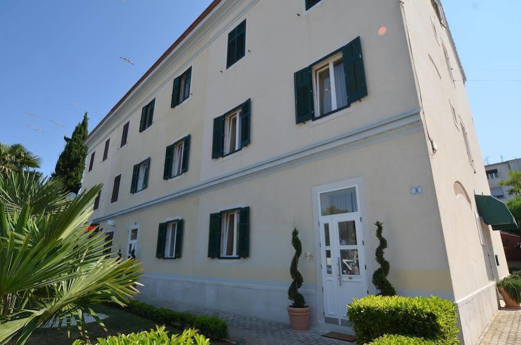 Apartments Villa Rossella 1 روفينج المظهر الخارجي الصورة