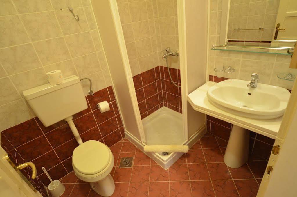 Apartments Villa Rossella 1 روفينج المظهر الخارجي الصورة